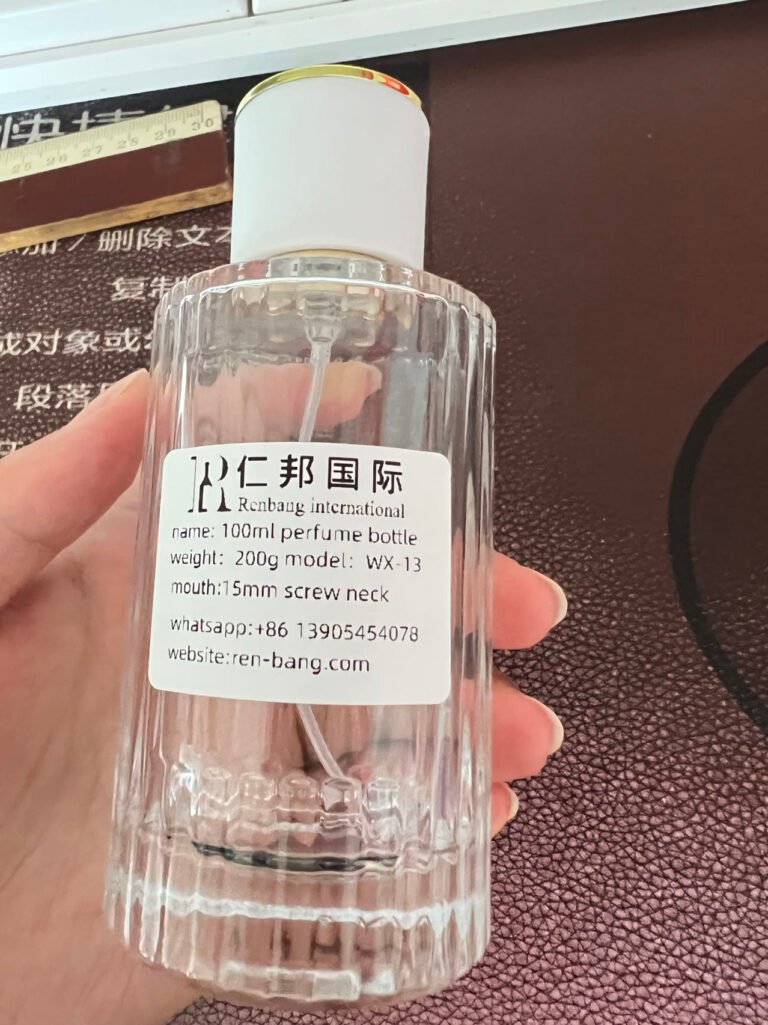 The-story-of-Lao-Gan-Mas-glass-bottle